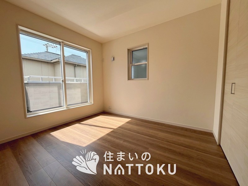 岸和田市並松町　第5期　2号地 内観写真（リビング以外の居室）