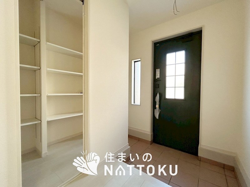 岸和田市春木泉町　第3期　2号地  現地写真（玄関）