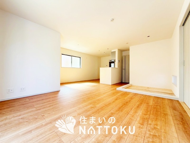 木津川市城山台　2号地 内観写真（リビング）