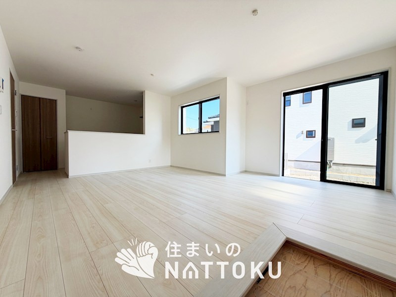 木津川市城山台　3号地 内観写真（リビング）