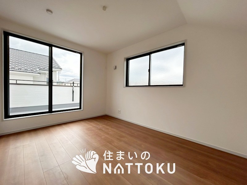 木津川市城山台　4号地 内観写真（リビング以外の居室）