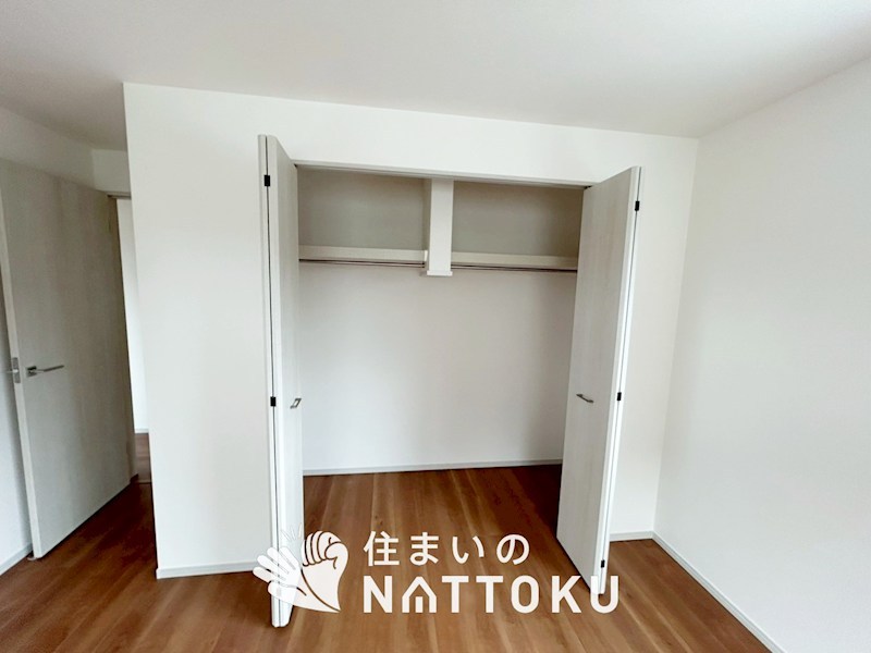 木津川市城山台　4号地 内観写真（収納）