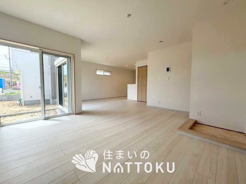 木津川市城山台　6号地 内観写真（リビング）
