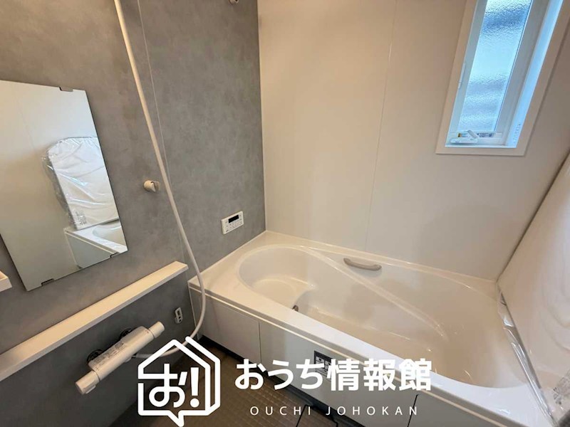安八郡神戸町丈六道　 内観写真（浴室）
