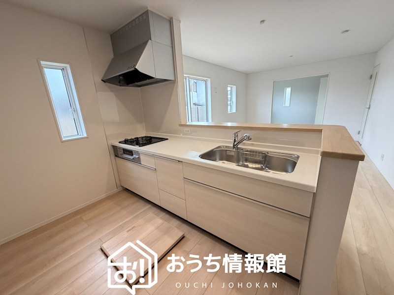 可児郡御嵩町上恵土　第7期　2号棟 内観写真（キッチン）