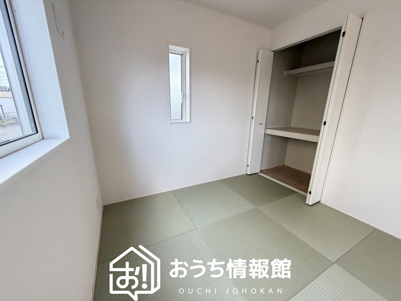 可児郡御嵩町上恵土　第7期　2号棟 内観写真（リビング以外の居室）