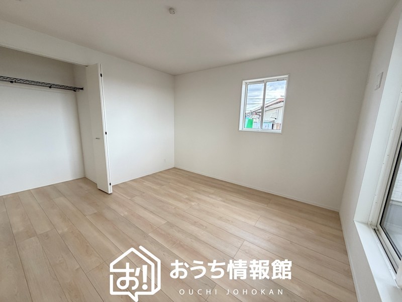 可児郡御嵩町上恵土　第7期　2号棟 内観写真（リビング以外の居室）