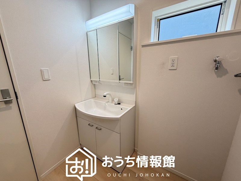 可児郡御嵩町上恵土　第7期　2号棟 内観写真（洗面台・洗面所）
