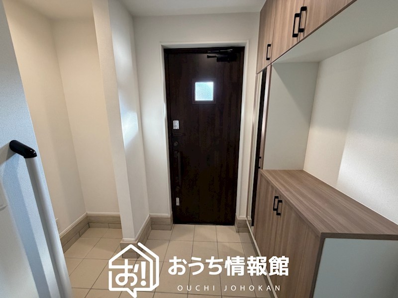 津市半田　第1期　2号地  現地写真（玄関）