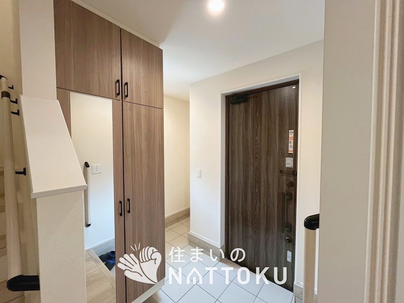 枚方市藤阪北町　第1期 現地写真（玄関）