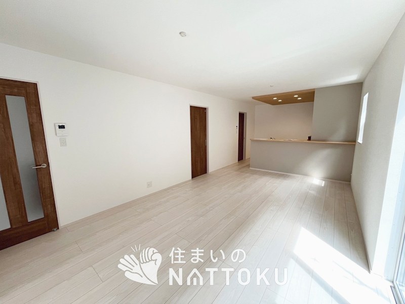 大阪狭山市大野台　第9期　2号地 内観写真（リビング）