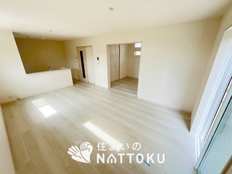 貝塚市久保　第9期　 内観写真（リビング）