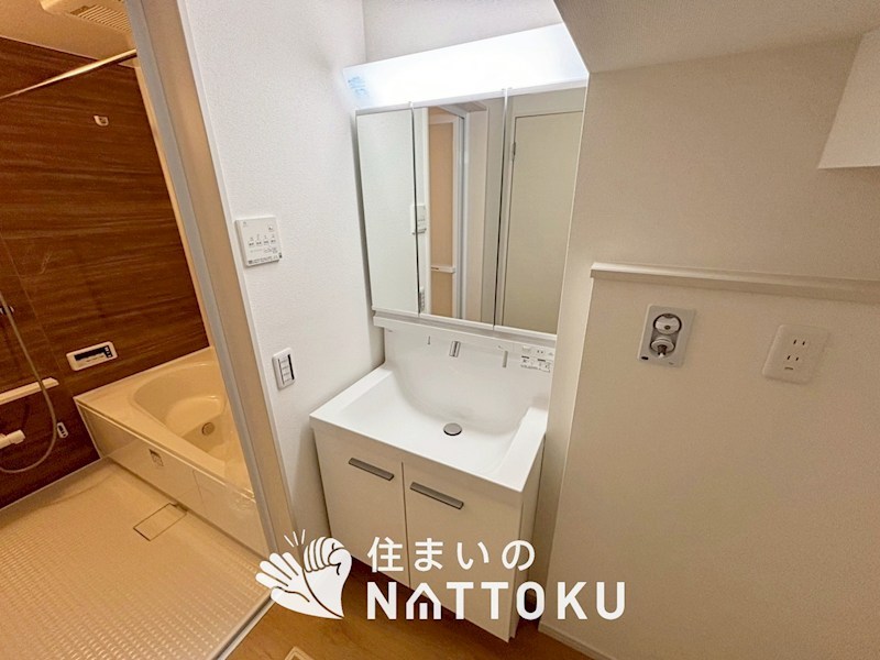 大津市本宮　第1期 内観写真（洗面台・洗面所）