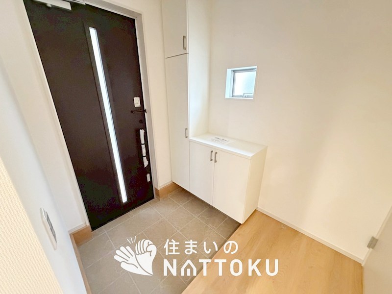 草津市草津　第1期 現地写真（玄関）