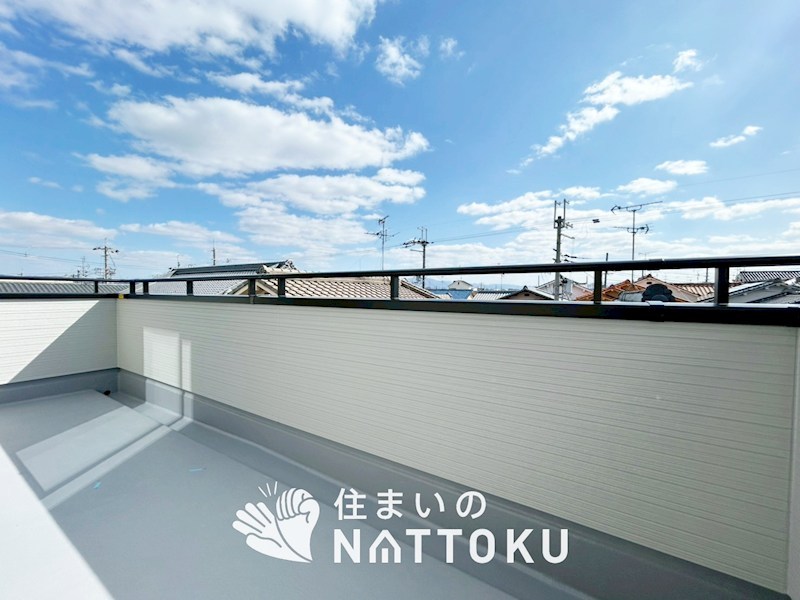 松原市小川　第3期  現地写真（バルコニー）