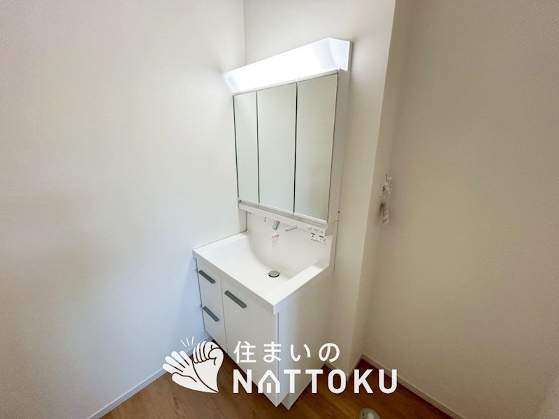 高槻市川西町　第1期　 内観写真（洗面台・洗面所）