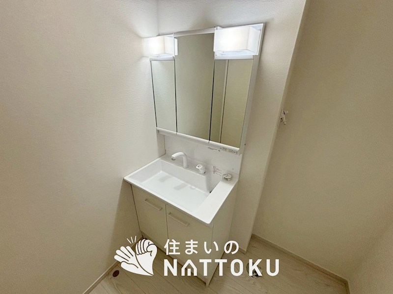 京都市伏見区桃山南大島町　第1期 内観写真（洗面台・洗面所）