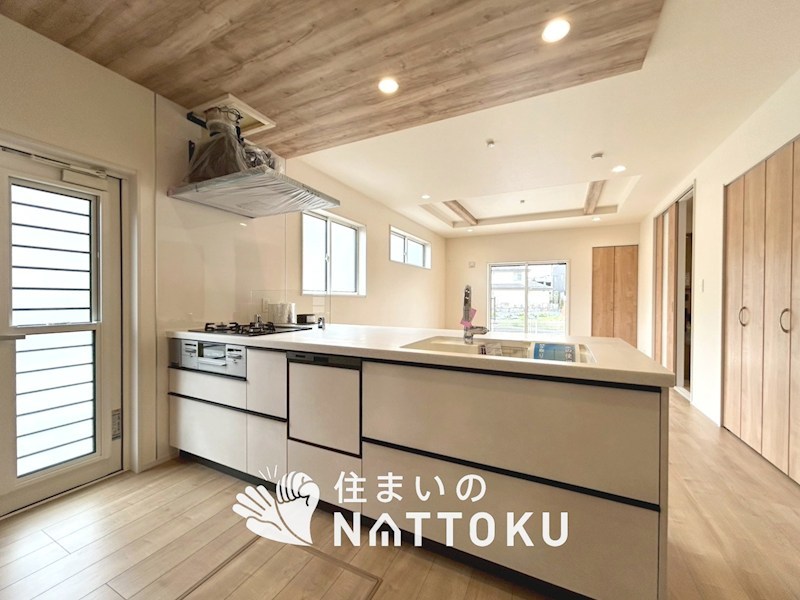栗東市綣　2号地 内観写真（キッチン）