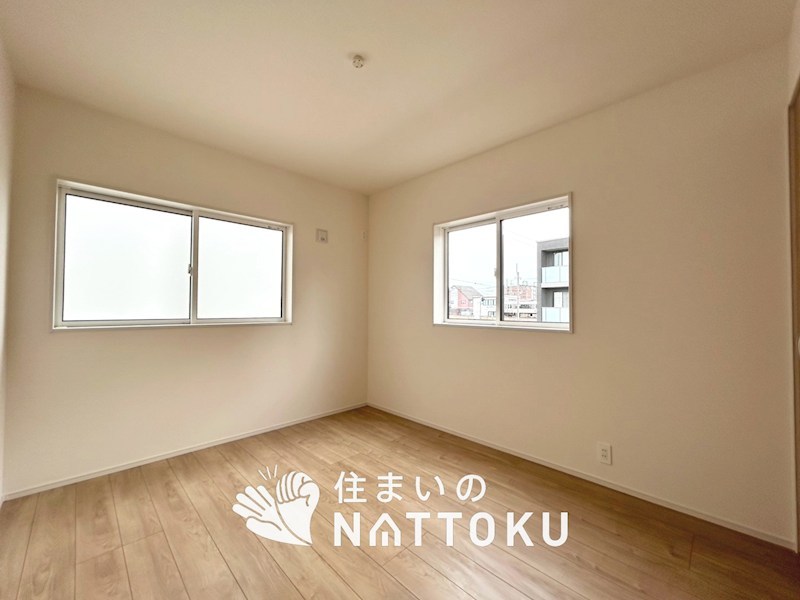 栗東市綣　2号地 内観写真（リビング以外の居室）
