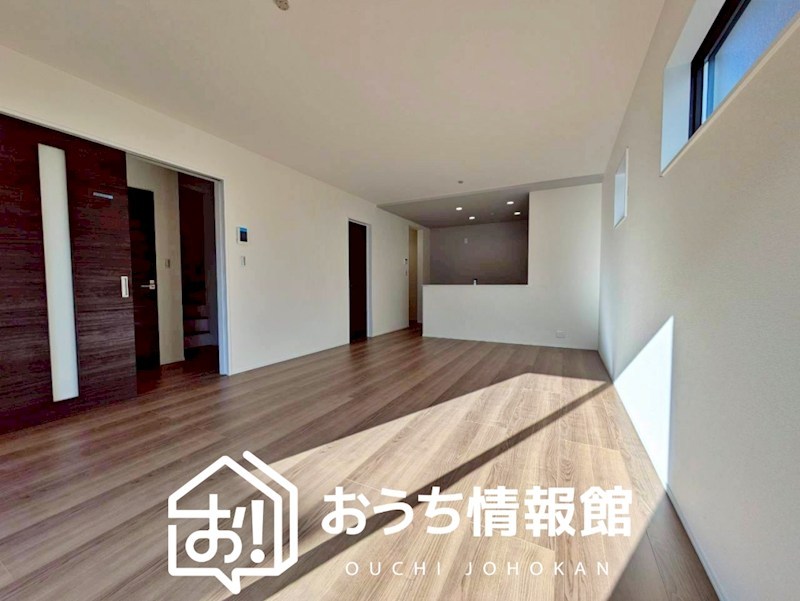 江南市安良町郷中　2号地  内観写真（リビング）