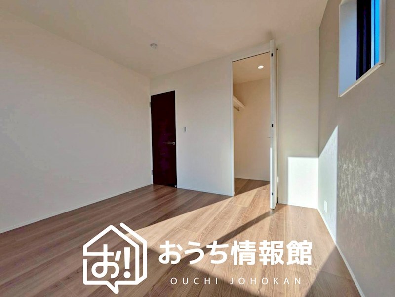 江南市安良町郷中　2号地  内観写真（リビング以外の居室）
