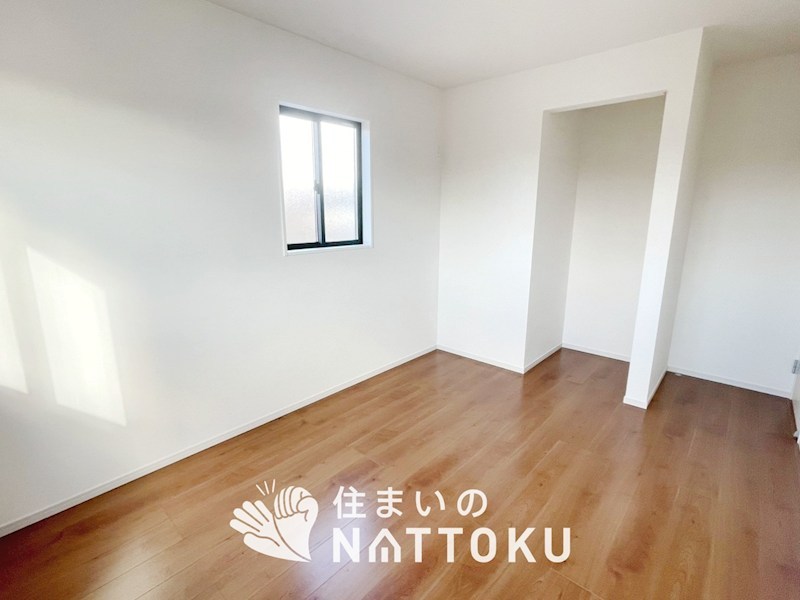 姫路市飾磨区構　第1期　1号地 内観写真（リビング以外の居室）
