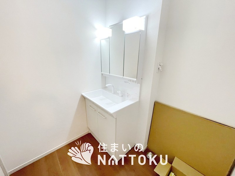 姫路市飾磨区構　第1期　1号地 内観写真（洗面台・洗面所）