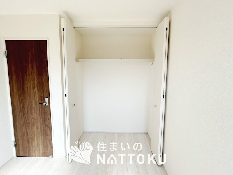 赤穂市南野中　第4期  内観写真（収納）