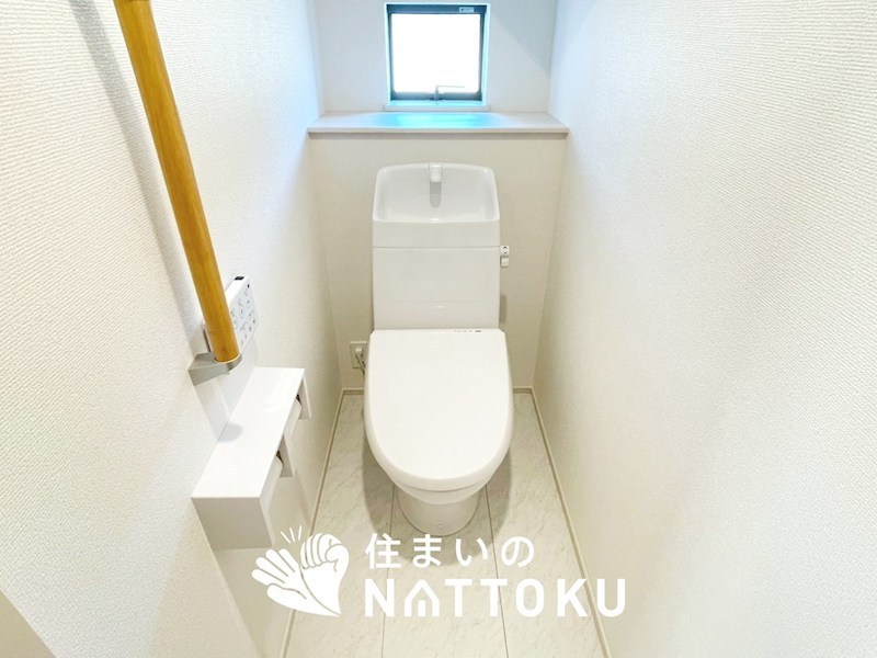 三木市岩宮　J号地  内観写真（トイレ）