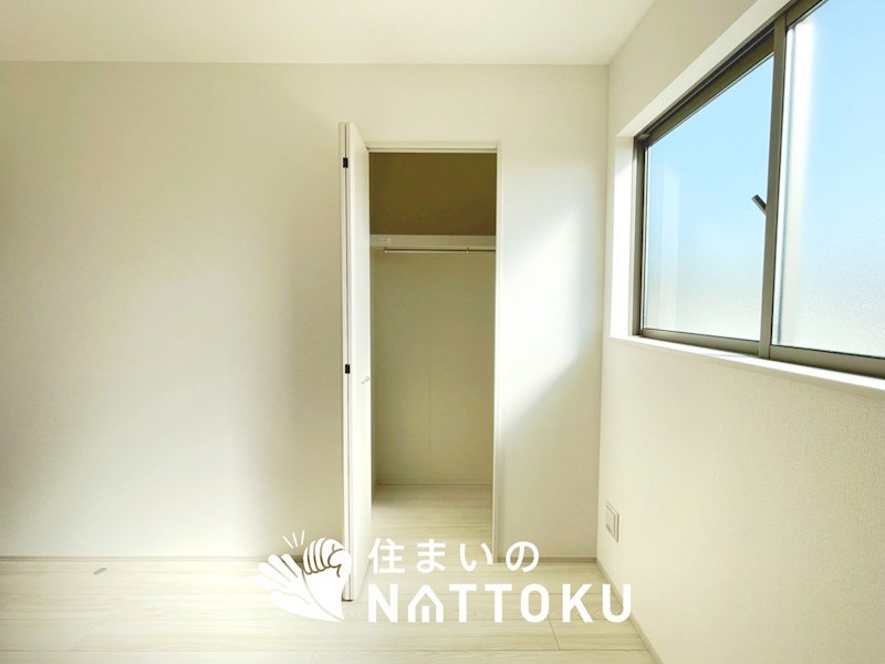 三木市岩宮　L号地  内観写真（収納）