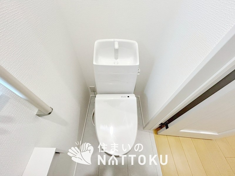 明石市二見町東二見　E号地  内観写真（トイレ）