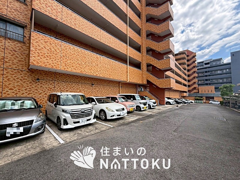ライオンズマンション枚方 共用部写真（駐車場）