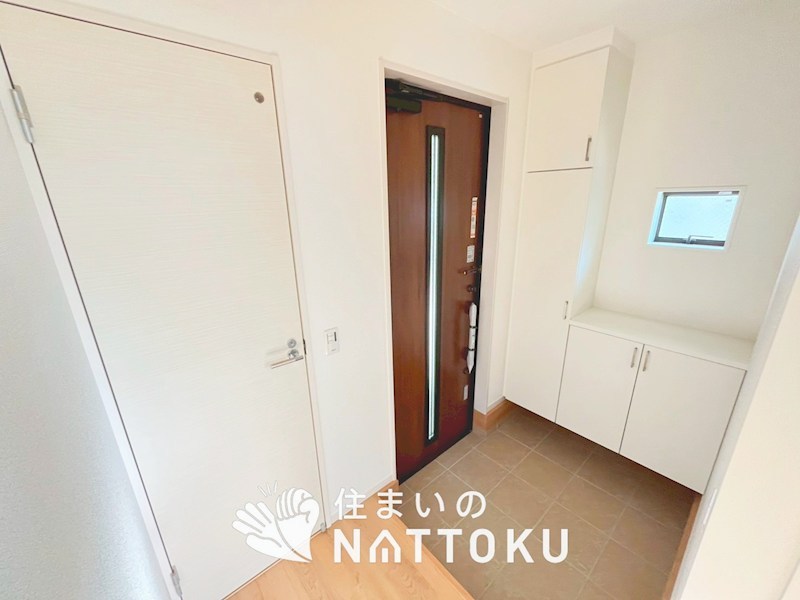 高槻市野田　第1期 現地写真（玄関）