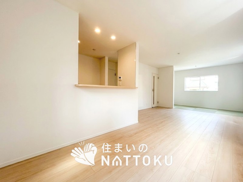 亀岡市大井町小金岐　第2期　2号地 内観写真（リビング）