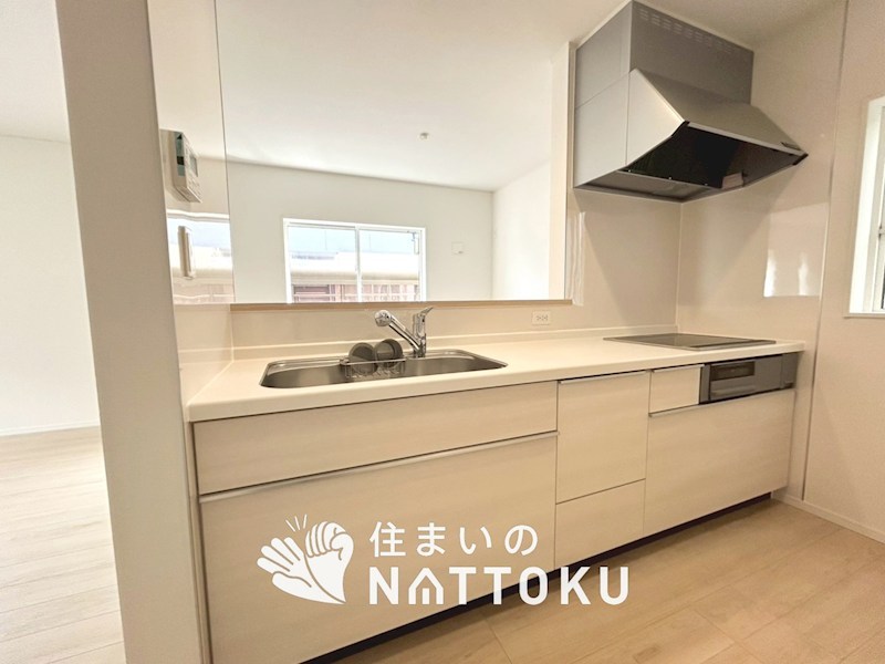 亀岡市大井町小金岐　第2期　2号地 内観写真（キッチン）