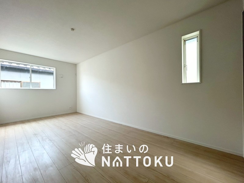 亀岡市大井町小金岐　第2期　2号地 内観写真（リビング以外の居室）