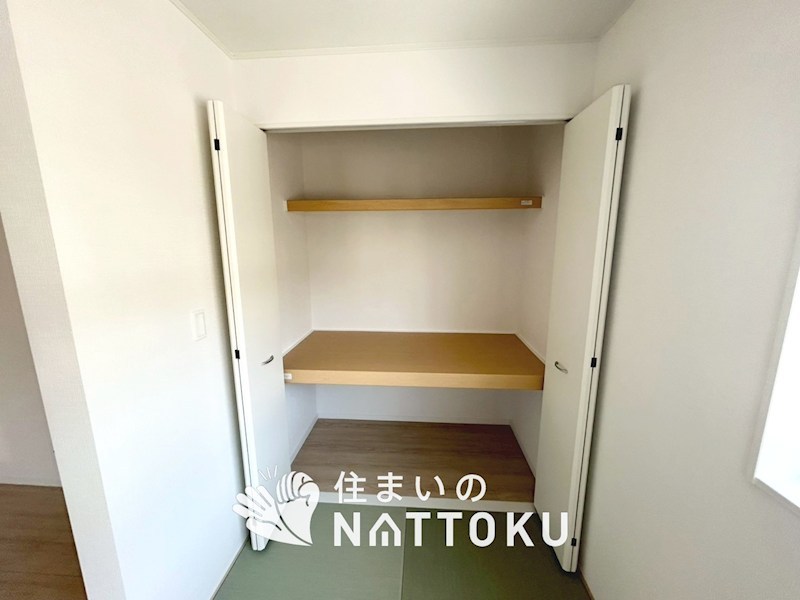 亀岡市大井町小金岐　第2期　2号地 内観写真（収納）