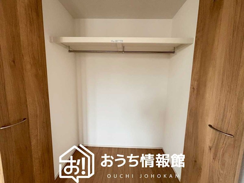 岐阜市八ツ梅町　第1期　2号地 内観写真（収納）