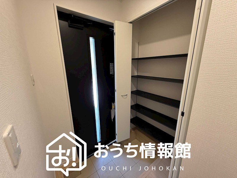 多治見市長瀬町　第1期　2号地  現地写真（玄関）