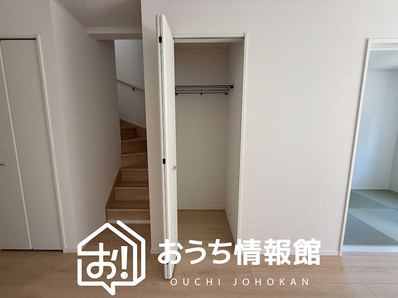 多治見市長瀬町　第1期　2号地  内観写真（収納）