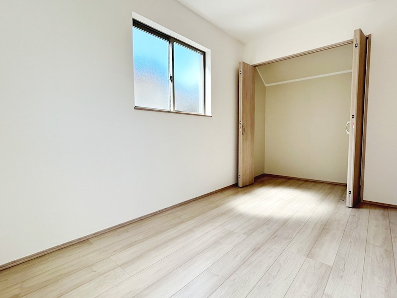 明石市魚住町西岡　A号地 内観写真（リビング以外の居室）