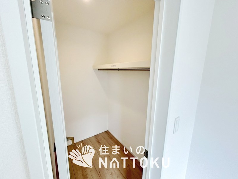 明石市魚住町西岡　C号地 内観写真（収納）