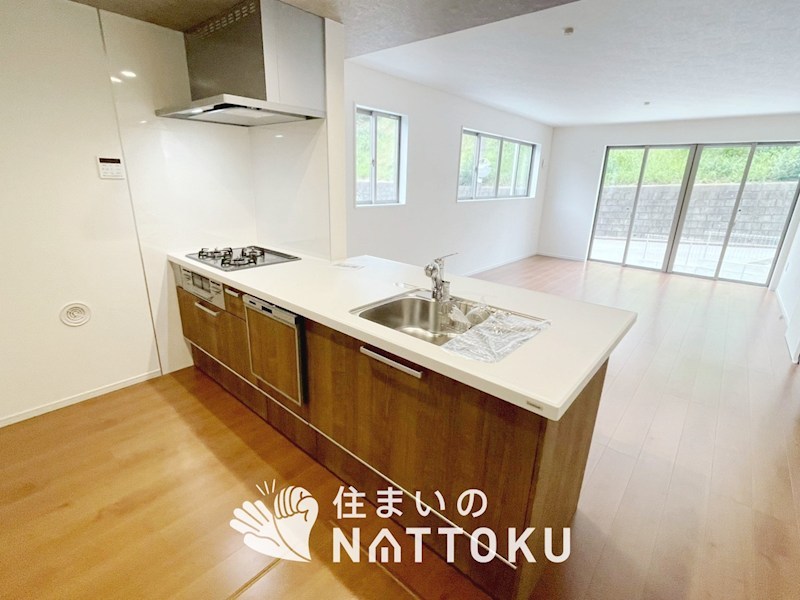 明石市大久保町山手台　第15期　2号地  内観写真（キッチン）