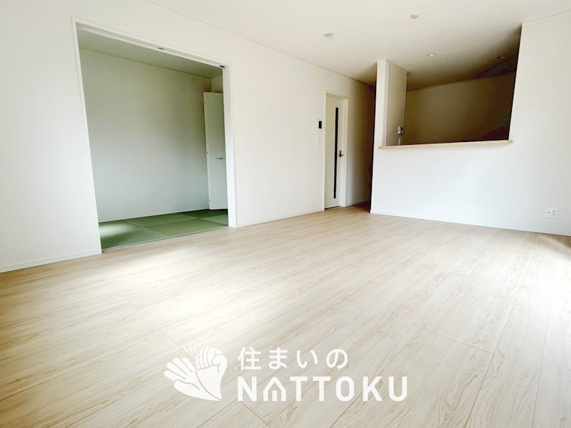 小野市神明町　第12期  内観写真（リビング）