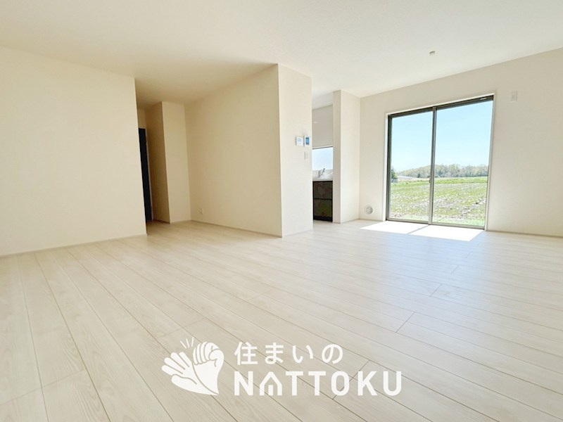 加東市多井田　第3期　2号地 内観写真（リビング）