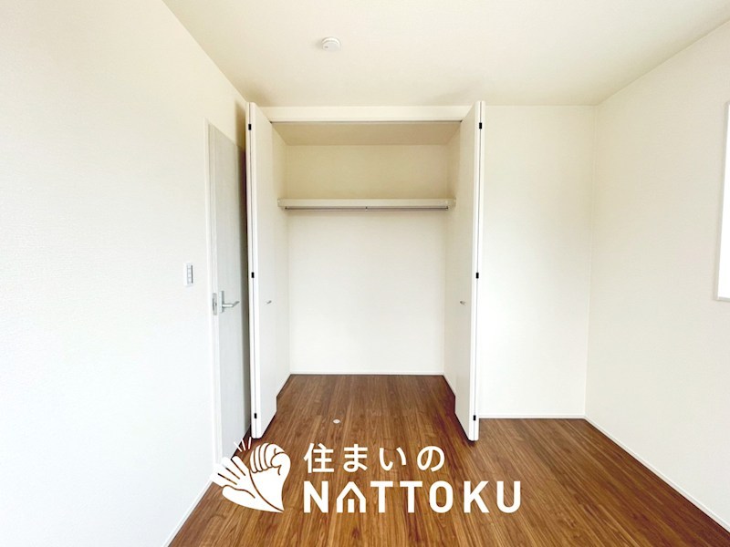 洲本市上物部　第3期 2号地 内観写真（収納）