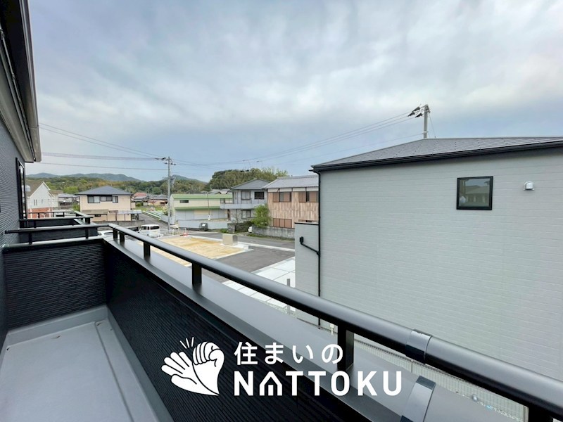 洲本市上物部　第3期 2号地 現地写真（バルコニー）