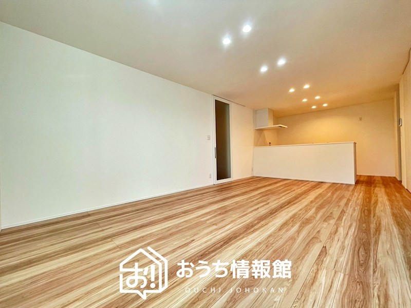 員弁郡東員町大木 内観写真（リビング）