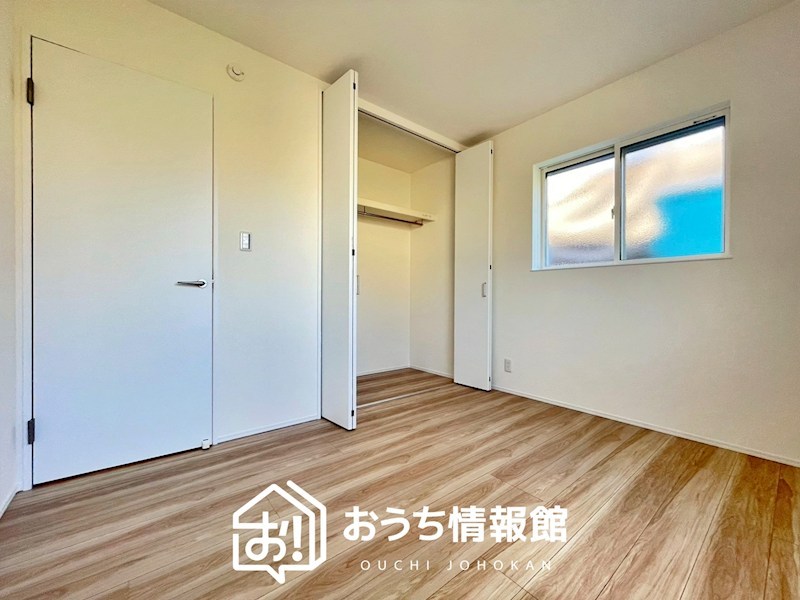 員弁郡東員町大木 内観写真（リビング以外の居室）