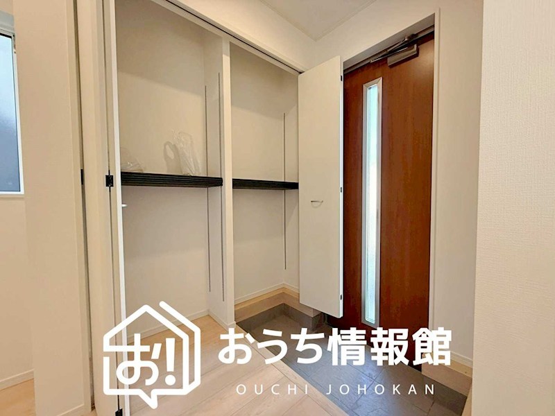 四日市市楠町南五味塚　第2期　 現地写真（玄関）